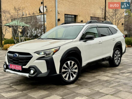 Білий Субару Аутбек, об'ємом двигуна 2.5 л та пробігом 7 тис. км за 28800 $, фото 1 на Automoto.ua