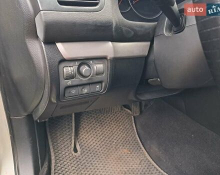 Бежевый Субару Аутбек, объемом двигателя 2.5 л и пробегом 290 тыс. км за 6000 $, фото 10 на Automoto.ua