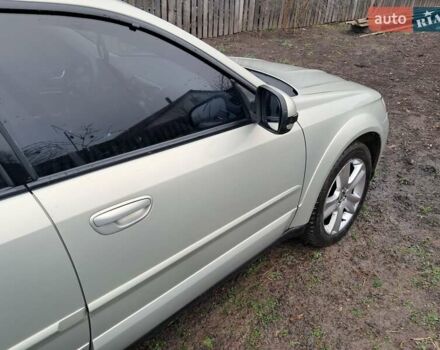 Бежевый Субару Аутбек, объемом двигателя 2.5 л и пробегом 290 тыс. км за 6000 $, фото 3 на Automoto.ua