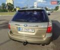 Бежевый Субару Аутбек, объемом двигателя 2.46 л и пробегом 230 тыс. км за 6800 $, фото 1 на Automoto.ua