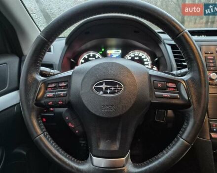 Бежевый Субару Аутбек, объемом двигателя 2.46 л и пробегом 232 тыс. км за 11500 $, фото 15 на Automoto.ua