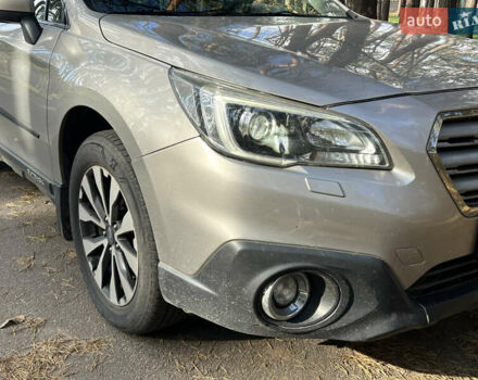 Бежевий Субару Аутбек, об'ємом двигуна 2.46 л та пробігом 288 тис. км за 11800 $, фото 4 на Automoto.ua