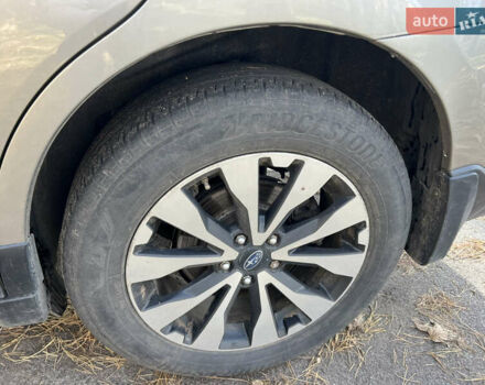 Бежевий Субару Аутбек, об'ємом двигуна 2.46 л та пробігом 288 тис. км за 11800 $, фото 18 на Automoto.ua