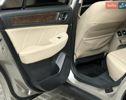 Бежевый Субару Аутбек, объемом двигателя 2.5 л и пробегом 135 тыс. км за 16999 $, фото 49 на Automoto.ua