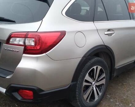 Бежевый Субару Аутбек, объемом двигателя 2.5 л и пробегом 125 тыс. км за 22800 $, фото 5 на Automoto.ua