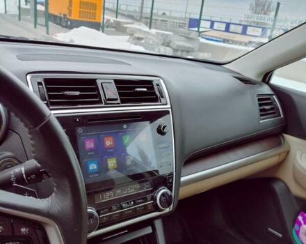 Бежевый Субару Аутбек, объемом двигателя 2.5 л и пробегом 146 тыс. км за 18000 $, фото 3 на Automoto.ua