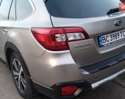 Бежевый Субару Аутбек, объемом двигателя 2.5 л и пробегом 125 тыс. км за 22800 $, фото 9 на Automoto.ua