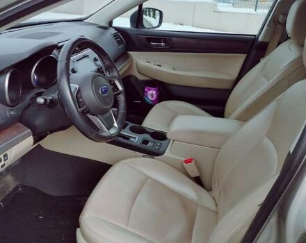 Бежевый Субару Аутбек, объемом двигателя 2.5 л и пробегом 146 тыс. км за 18000 $, фото 1 на Automoto.ua