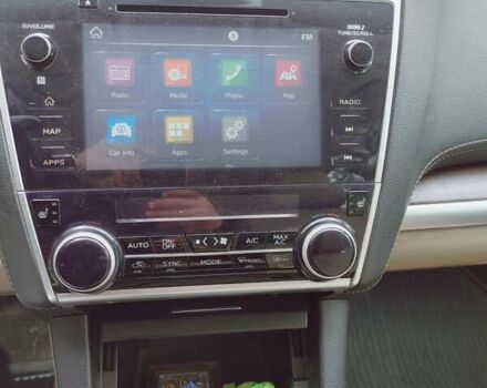 Бежевый Субару Аутбек, объемом двигателя 2.5 л и пробегом 146 тыс. км за 18000 $, фото 4 на Automoto.ua