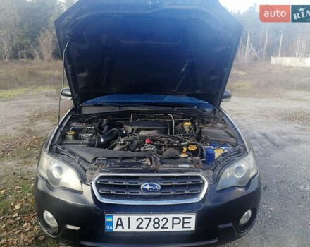 Черный Субару Аутбек, объемом двигателя 2.46 л и пробегом 252 тыс. км за 5650 $, фото 8 на Automoto.ua