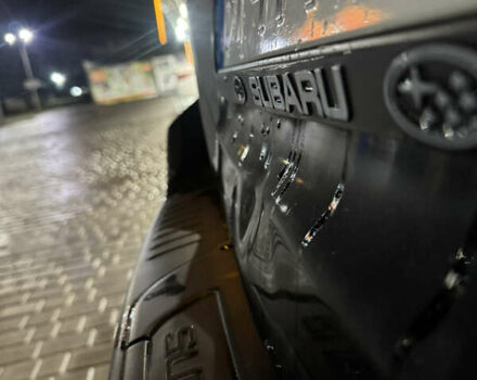 Черный Субару Аутбек, объемом двигателя 2.99 л и пробегом 450 тыс. км за 6500 $, фото 5 на Automoto.ua