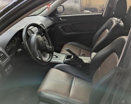 Черный Субару Аутбек, объемом двигателя 2.5 л и пробегом 180 тыс. км за 5000 $, фото 6 на Automoto.ua