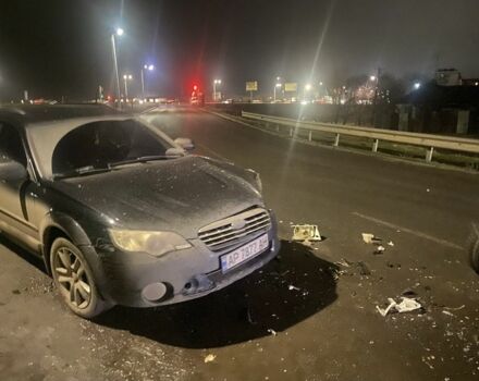 Чорний Субару Аутбек, об'ємом двигуна 2.5 л та пробігом 250 тис. км за 3000 $, фото 7 на Automoto.ua
