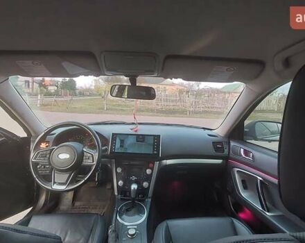 Черный Субару Аутбек, объемом двигателя 3 л и пробегом 325 тыс. км за 8500 $, фото 3 на Automoto.ua