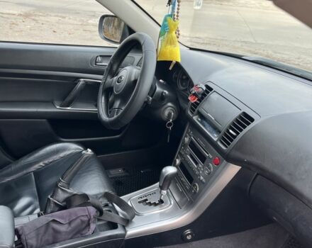 Черный Субару Аутбек, объемом двигателя 2.5 л и пробегом 250 тыс. км за 6700 $, фото 6 на Automoto.ua