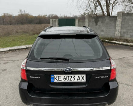 Черный Субару Аутбек, объемом двигателя 2.46 л и пробегом 263 тыс. км за 7300 $, фото 4 на Automoto.ua