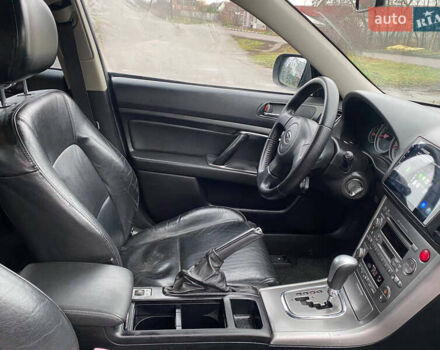 Чорний Субару Аутбек, об'ємом двигуна 2.46 л та пробігом 256 тис. км за 5490 $, фото 26 на Automoto.ua