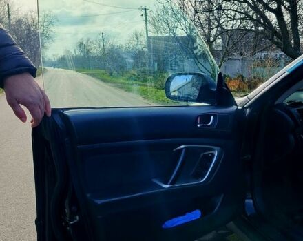 Черный Субару Аутбек, объемом двигателя 2.5 л и пробегом 233 тыс. км за 6100 $, фото 7 на Automoto.ua