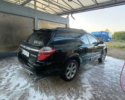 Черный Субару Аутбек, объемом двигателя 3 л и пробегом 325 тыс. км за 8500 $, фото 12 на Automoto.ua