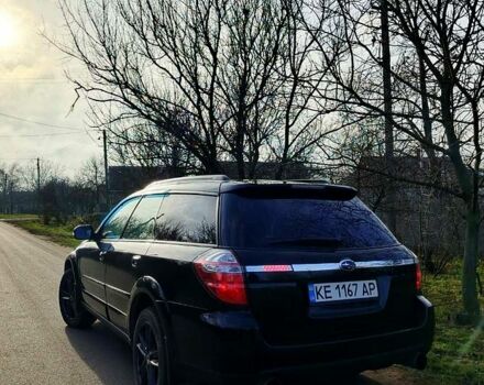 Черный Субару Аутбек, объемом двигателя 2.5 л и пробегом 233 тыс. км за 6100 $, фото 4 на Automoto.ua