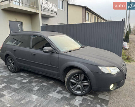 Черный Субару Аутбек, объемом двигателя 2.46 л и пробегом 272 тыс. км за 9000 $, фото 1 на Automoto.ua