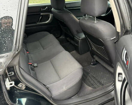 Черный Субару Аутбек, объемом двигателя 2.46 л и пробегом 263 тыс. км за 7300 $, фото 10 на Automoto.ua