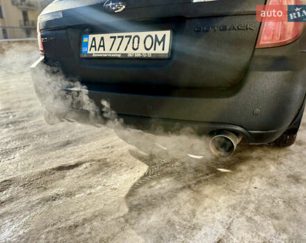 Черный Субару Аутбек, объемом двигателя 2.5 л и пробегом 272 тыс. км за 7900 $, фото 10 на Automoto.ua