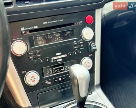 Черный Субару Аутбек, объемом двигателя 2.46 л и пробегом 225 тыс. км за 5900 $, фото 4 на Automoto.ua