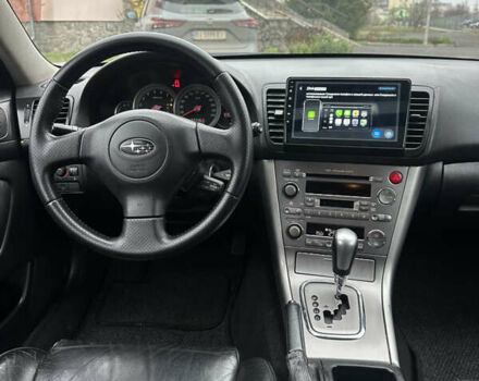 Черный Субару Аутбек, объемом двигателя 2.5 л и пробегом 256 тыс. км за 5400 $, фото 12 на Automoto.ua