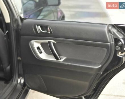 Черный Субару Аутбек, объемом двигателя 2.46 л и пробегом 215 тыс. км за 6700 $, фото 24 на Automoto.ua