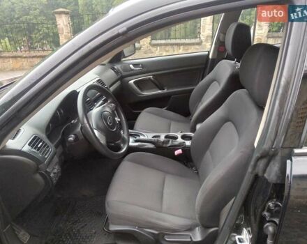 Черный Субару Аутбек, объемом двигателя 2.5 л и пробегом 247 тыс. км за 6100 $, фото 9 на Automoto.ua