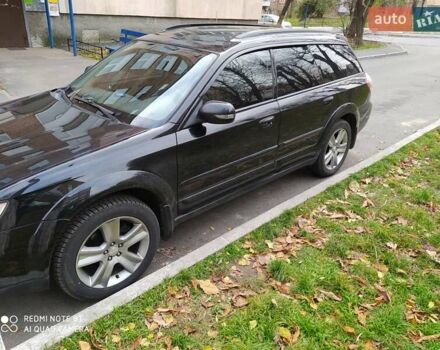 Черный Субару Аутбек, объемом двигателя 2.5 л и пробегом 180 тыс. км за 6800 $, фото 5 на Automoto.ua