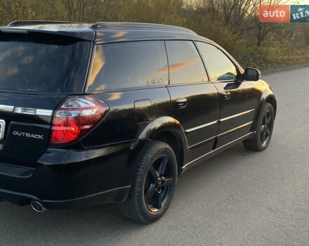 Черный Субару Аутбек, объемом двигателя 2 л и пробегом 237 тыс. км за 4500 $, фото 10 на Automoto.ua