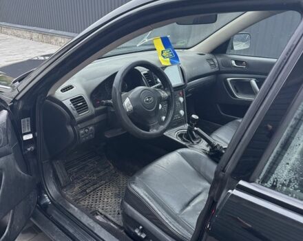 Черный Субару Аутбек, объемом двигателя 2 л и пробегом 255 тыс. км за 2700 $, фото 5 на Automoto.ua