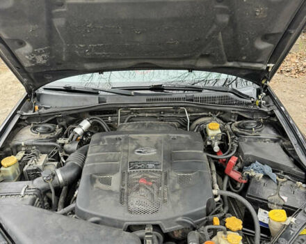 Чорний Субару Аутбек, об'ємом двигуна 3 л та пробігом 235 тис. км за 6500 $, фото 19 на Automoto.ua