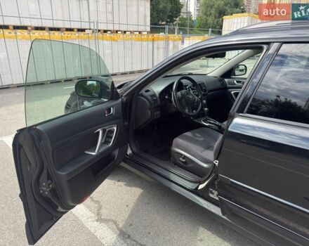 Чорний Субару Аутбек, об'ємом двигуна 2.5 л та пробігом 215 тис. км за 8000 $, фото 16 на Automoto.ua