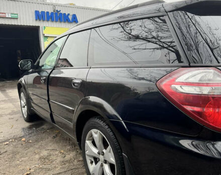 Чорний Субару Аутбек, об'ємом двигуна 3 л та пробігом 235 тис. км за 6500 $, фото 10 на Automoto.ua