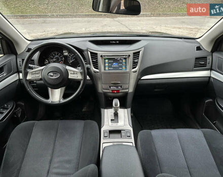 Чорний Субару Аутбек, об'ємом двигуна 2.46 л та пробігом 184 тис. км за 9900 $, фото 18 на Automoto.ua