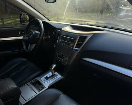 Чорний Субару Аутбек, об'ємом двигуна 2.46 л та пробігом 175 тис. км за 9700 $, фото 19 на Automoto.ua