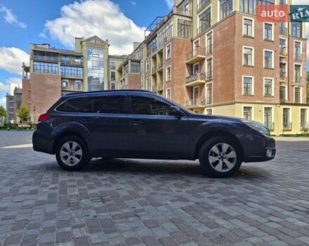 Чорний Субару Аутбек, об'ємом двигуна 2.46 л та пробігом 217 тис. км за 10800 $, фото 3 на Automoto.ua