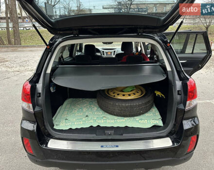 Чорний Субару Аутбек, об'ємом двигуна 2.46 л та пробігом 184 тис. км за 9900 $, фото 19 на Automoto.ua