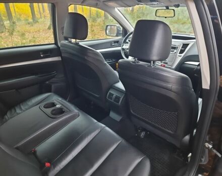 Чорний Субару Аутбек, об'ємом двигуна 2.5 л та пробігом 476 тис. км за 9699 $, фото 6 на Automoto.ua