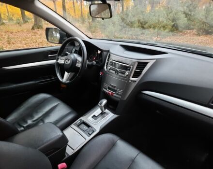 Чорний Субару Аутбек, об'ємом двигуна 2.5 л та пробігом 476 тис. км за 9699 $, фото 5 на Automoto.ua