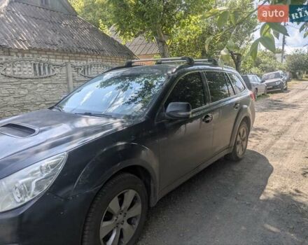 Черный Субару Аутбек, объемом двигателя 2 л и пробегом 311 тыс. км за 5500 $, фото 2 на Automoto.ua