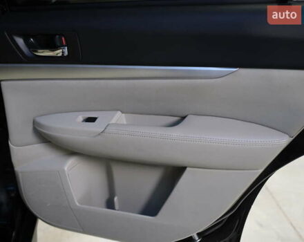 Чорний Субару Аутбек, об'ємом двигуна 2.46 л та пробігом 200 тис. км за 9800 $, фото 27 на Automoto.ua