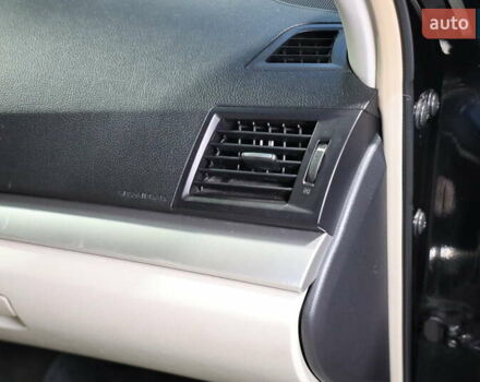 Чорний Субару Аутбек, об'ємом двигуна 2.46 л та пробігом 200 тис. км за 9800 $, фото 33 на Automoto.ua