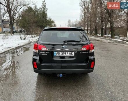 Чорний Субару Аутбек, об'ємом двигуна 2.46 л та пробігом 153 тис. км за 10900 $, фото 6 на Automoto.ua