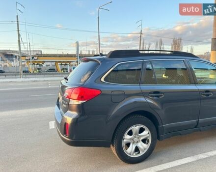 Черный Субару Аутбек, объемом двигателя 2.5 л и пробегом 210 тыс. км за 10000 $, фото 2 на Automoto.ua