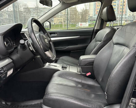 Черный Субару Аутбек, объемом двигателя 2.46 л и пробегом 284 тыс. км за 7950 $, фото 12 на Automoto.ua