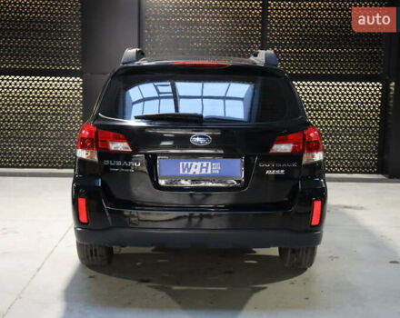 Чорний Субару Аутбек, об'ємом двигуна 2.46 л та пробігом 200 тис. км за 9800 $, фото 4 на Automoto.ua